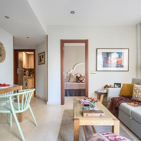 מאלגה Apartamentos Suites Oficentro מראה חיצוני תמונה