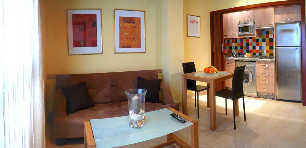 מאלגה Apartamentos Suites Oficentro מראה חיצוני תמונה