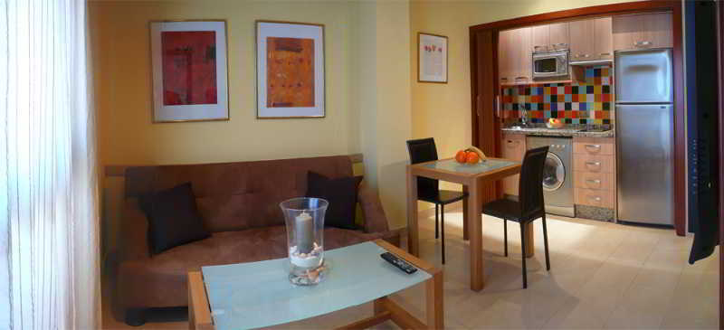 מאלגה Apartamentos Suites Oficentro מראה חיצוני תמונה